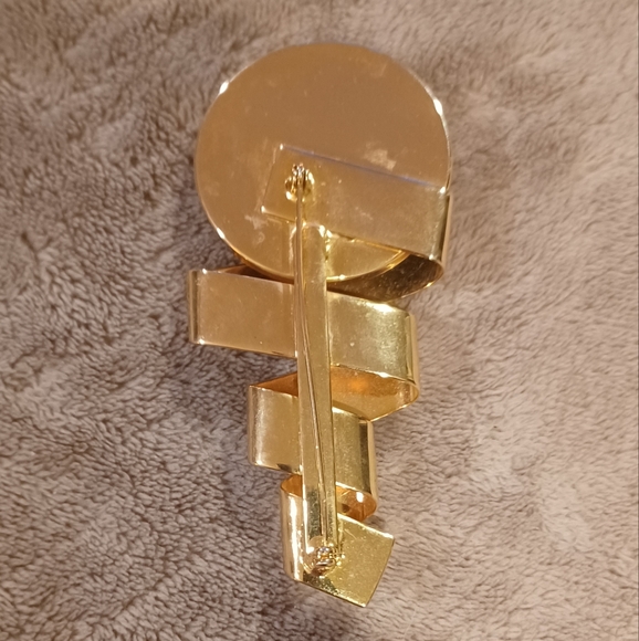 Unique brooch about 4" in length almost 2" across - Picture 4 of 7